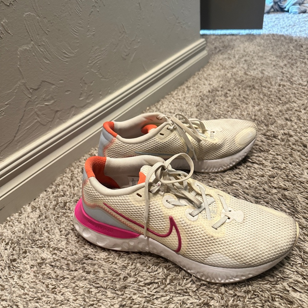 Nike Renew Women's Running Shoes